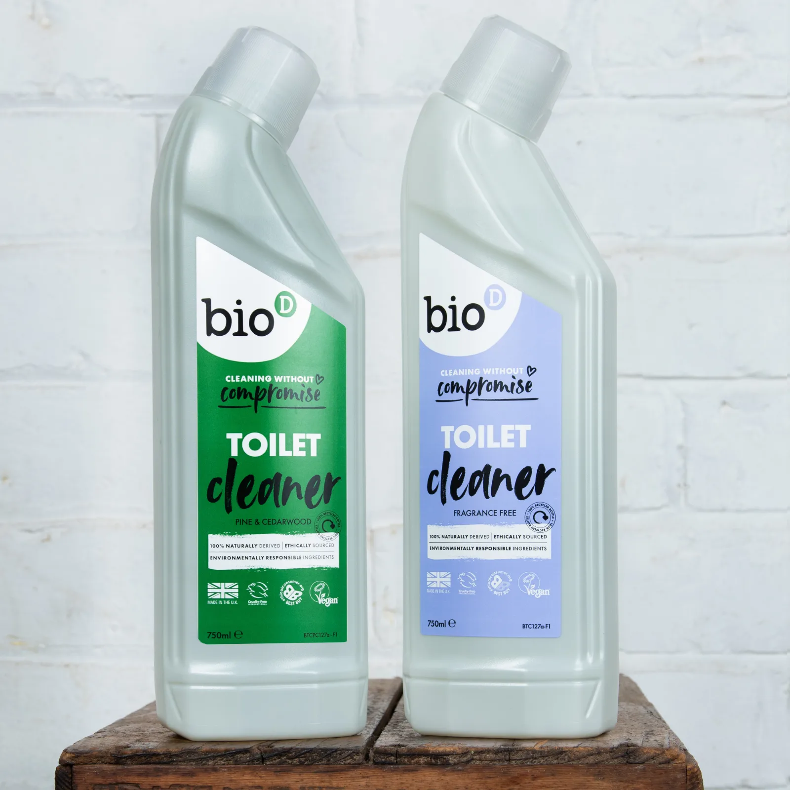 Pine & Cedarwood Toilet Cleaner 750ml - Image 3