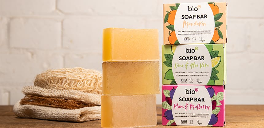 Our Experts Recommend 5 of the Best Plastic Free Cleaning Products