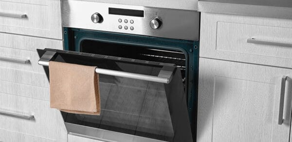 Crystal Clear Ovens How to Clean Oven Glass Naturally with Bio D Multi Surface and Glass Mirror Cleaner copy